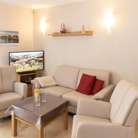 Nyaraló Heide-1 By Interhome *