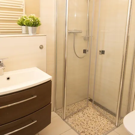 Heide-1 By Interhome Nyaraló *